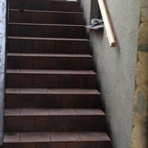 schody wyłożone glazurą 1